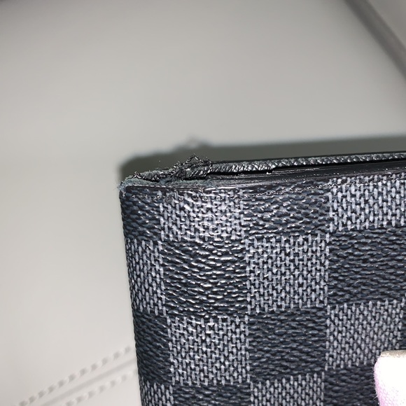 Louis Vuitton Damier Graphite Long Wallet - Picture 4 of 16